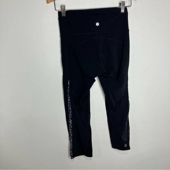 Lululemon Mix and mesh crop leggings Capri leggings size‎ 6 - Picture 8 of 11